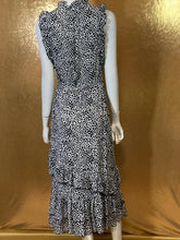 Load image into Gallery viewer, Black and White Flutter Midi Dress Size M
