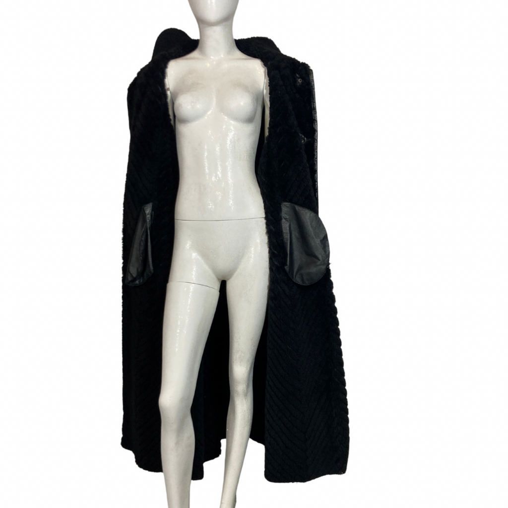 Vintage Black Pleated  Maxi Leather Coat Size L