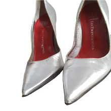 Load image into Gallery viewer, 90s Les Tropeziennes Silver Leather Pumps sz 36
