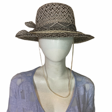 Load image into Gallery viewer, Vintage Summer Garden Hat
