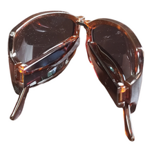 Load image into Gallery viewer, Lori Greiner Fashion Neox Folding Sunglasses
