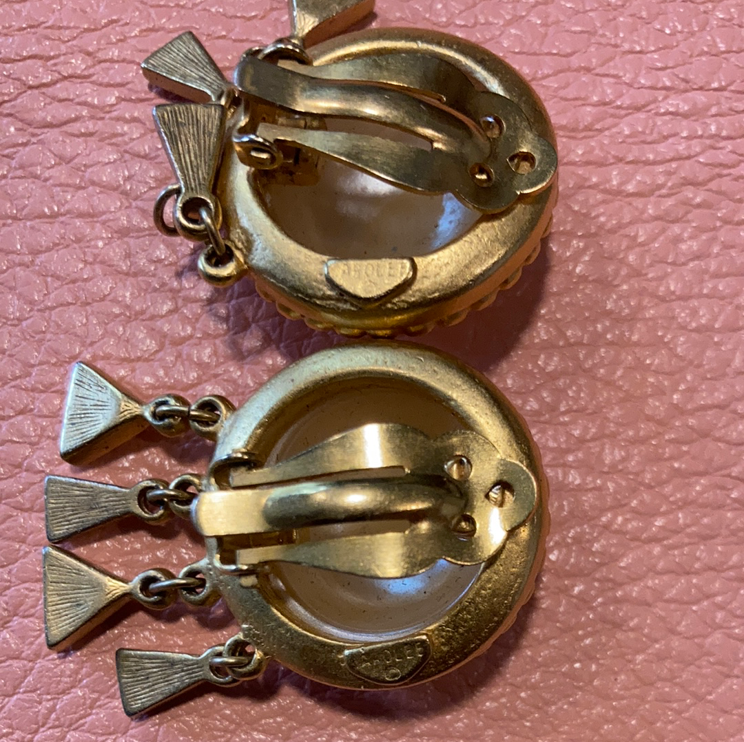 Vintage 70’s Carolee Faux Pearl and Enamel Earrings