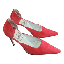 Load image into Gallery viewer, Ron Donovan Red Suede Pump Size 38