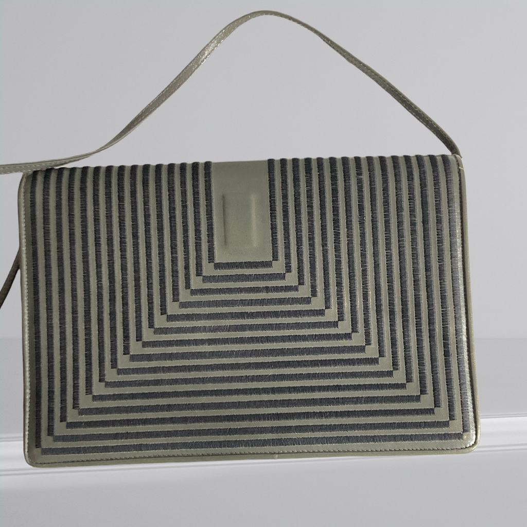 80s Grey Leather Shoulder Bag With Satin Stich Geometric Flap - Jay Herbert New York