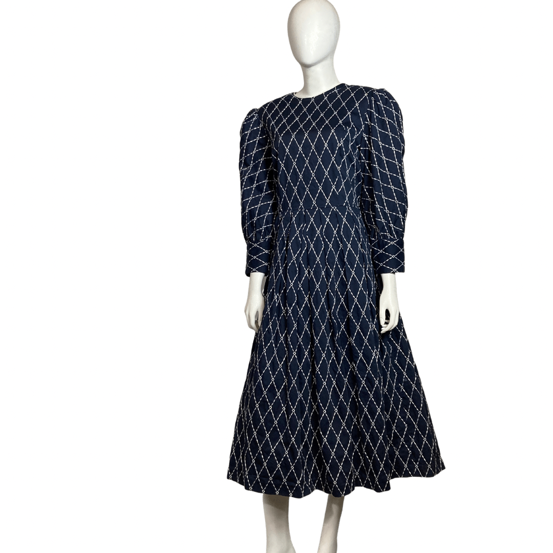 Navy Blue Vivienne Marlowe Dress Size Large
