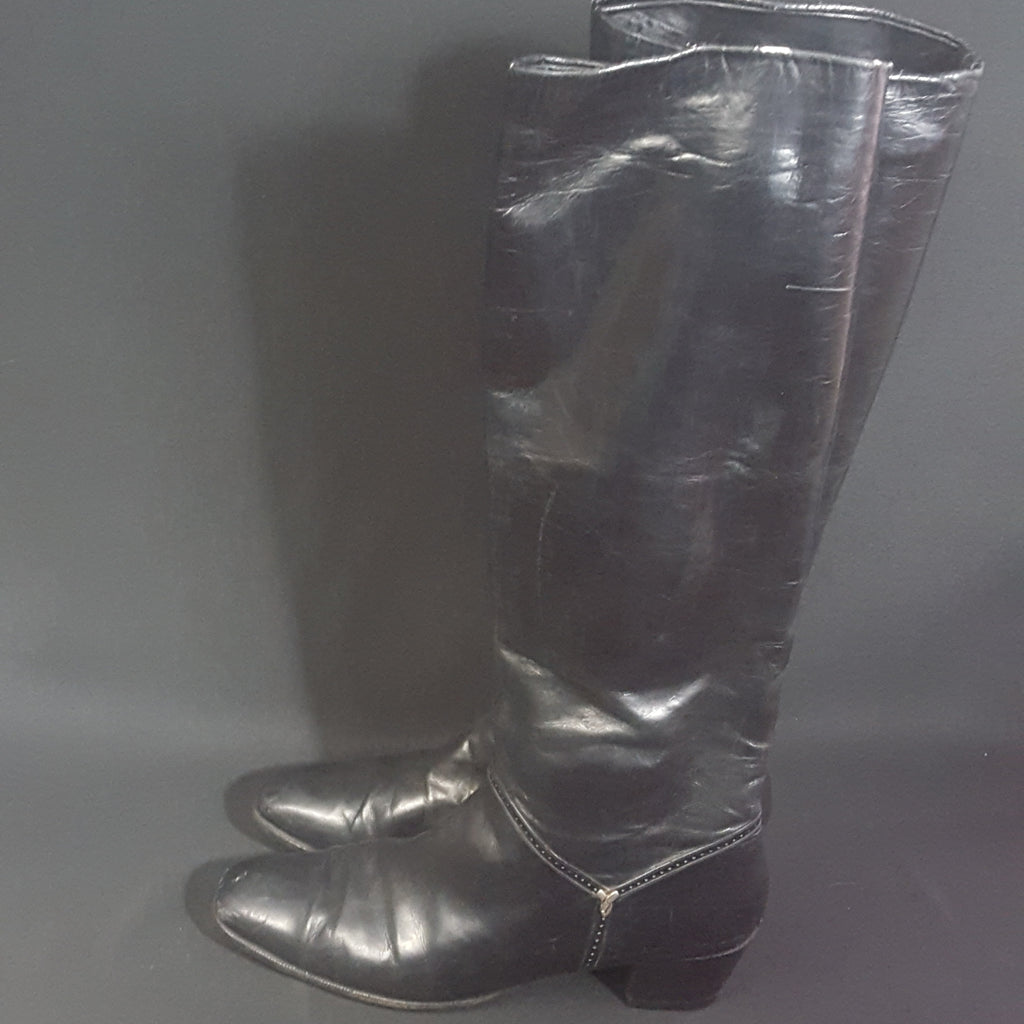 Online Vintage Shop, Vintage Clothing Boutique, Vintage, Women's Clothing, Seconhand, Distressed Vintage Designs, Sustainable Fashion