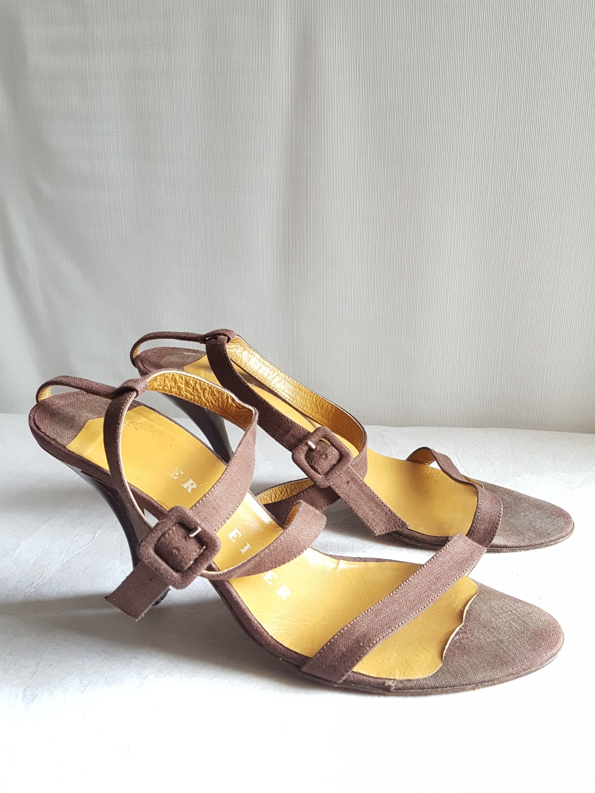 Online Vintage Shop, Vintage Clothing Boutique, Vintage, Women's Clothing, Seconhand, Distressed Vintage Designs, Sustainable Fashion