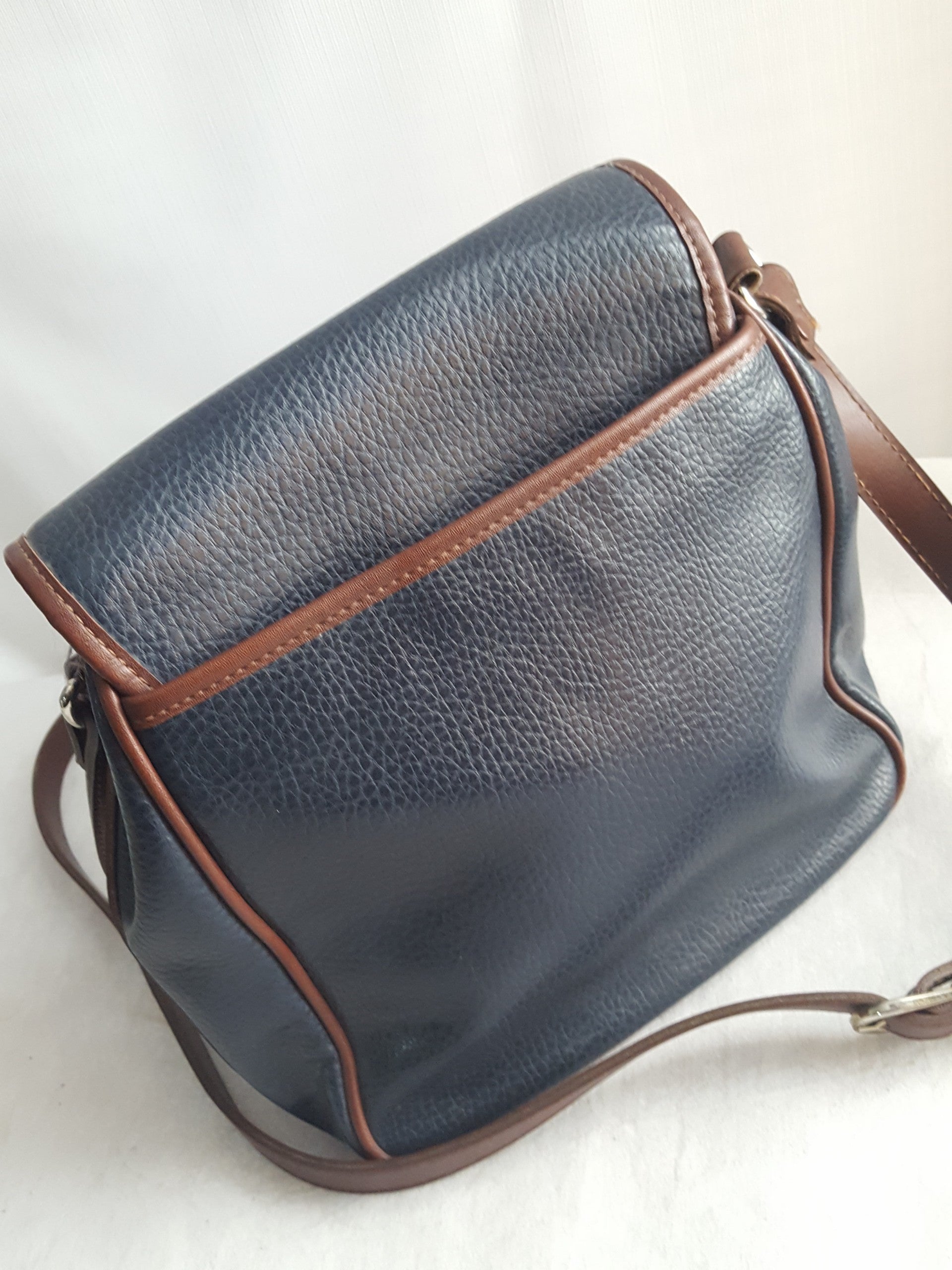 Online Vintage Shop, Vintage Clothing Boutique, Vintage, Women's Clothing, Seconhand, Distressed Vintage Designs, Sustainable Fashion