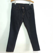Load image into Gallery viewer, Online Vintage Shop, Vintage Clothing Boutique, Vintage, Women&#39;s Clothing, Seconhand, Distressed Vintage Designs, Sustainable Fashion
