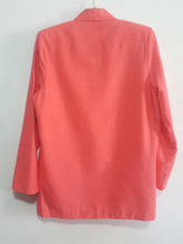 Load image into Gallery viewer, Online Vintage Shop, Vintage Clothing Boutique, Vintage, Women&#39;s Clothing, Seconhand, Distressed Vintage Designs, Sustainable Fashion
