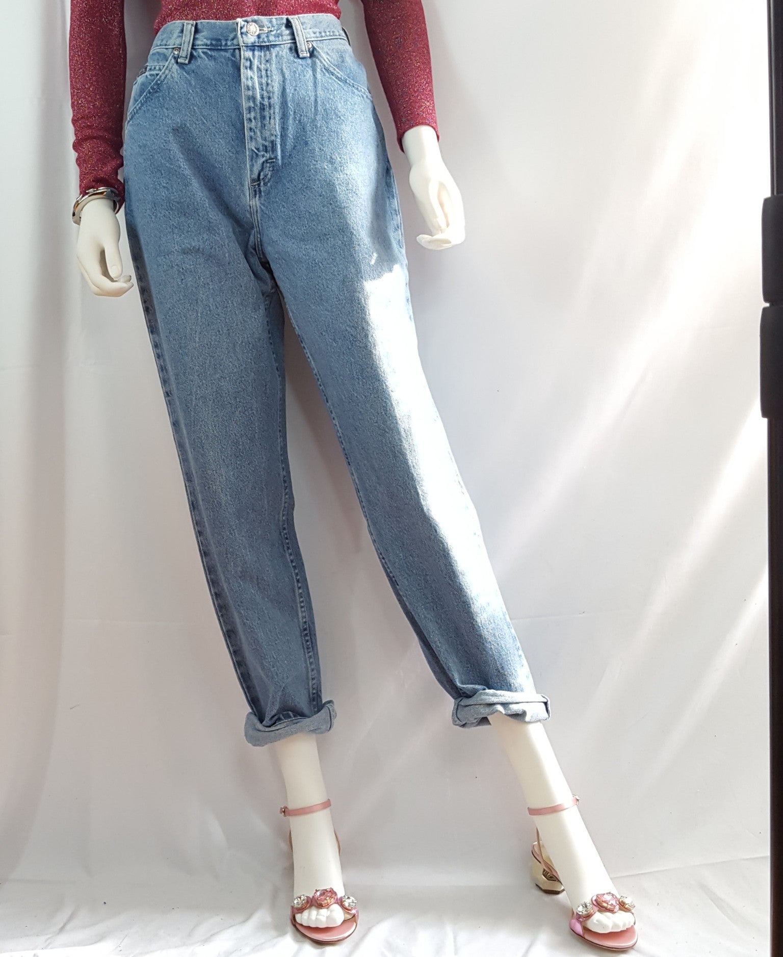 Online Vintage Shop, Vintage Clothing Boutique, Vintage, Women's Clothing, Seconhand, Distressed Vintage Designs, Sustainable Fashion