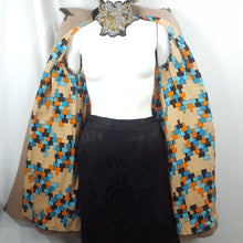 Load image into Gallery viewer, Online Vintage Shop, Vintage Clothing Boutique, Vintage, Women&#39;s Clothing, Seconhand, Distressed Vintage Designs, Sustainable Fashion
