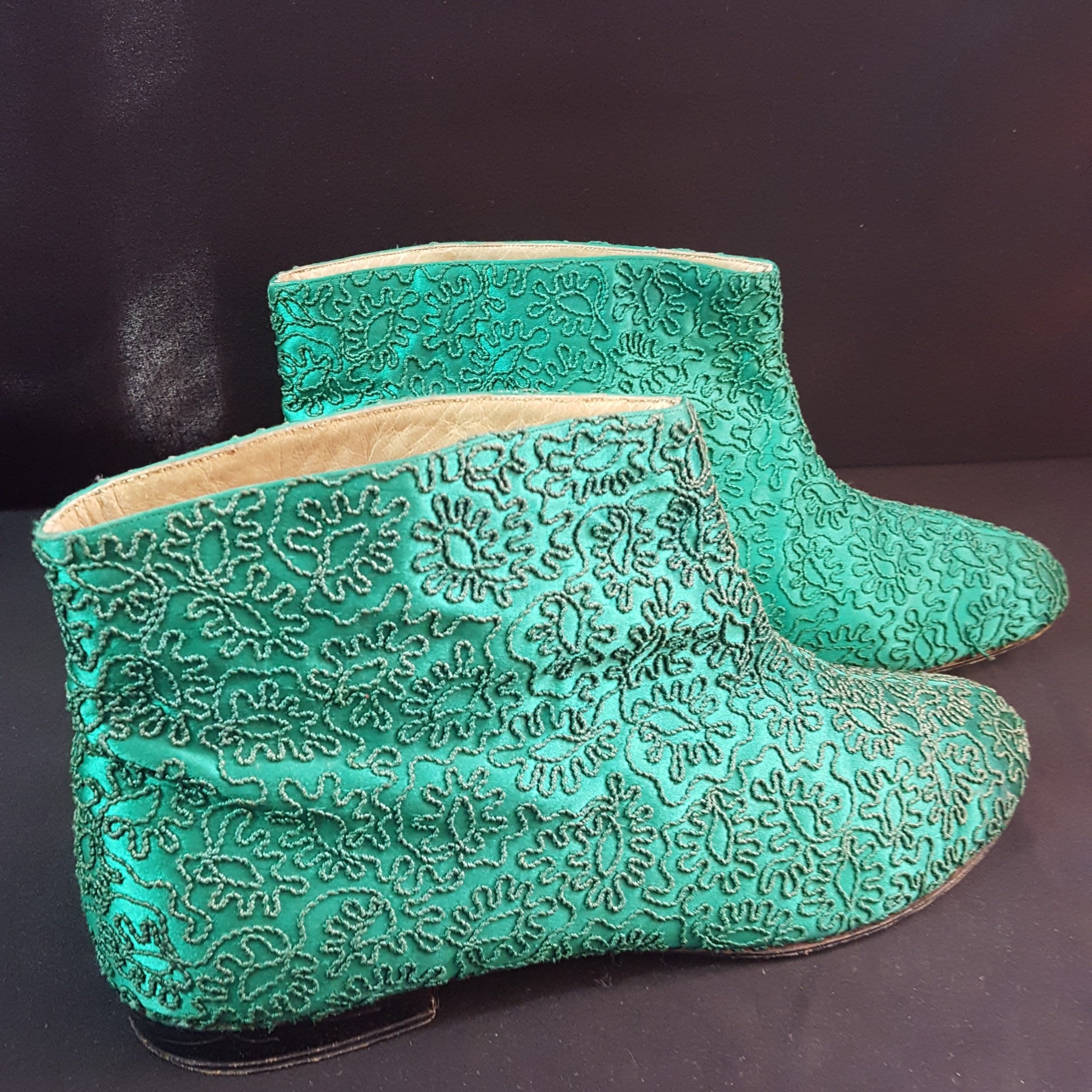 Online Vintage Shop, Vintage Clothing Boutique, Vintage, Women's Clothing, Seconhand, Distressed Vintage Designs, Sustainable Fashion