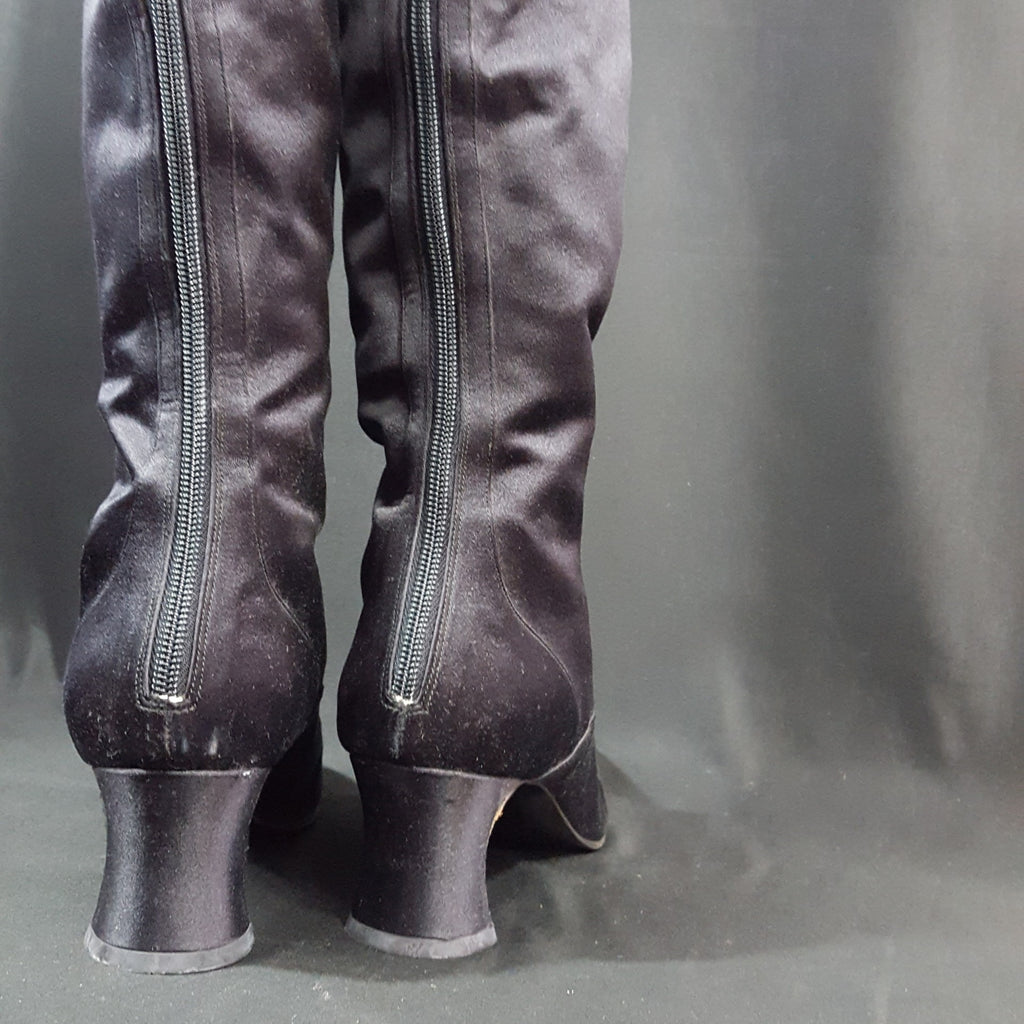 Online Vintage Shop, Vintage Clothing Boutique, Vintage, Women's Clothing, Seconhand, Distressed Vintage Designs, Sustainable Fashion