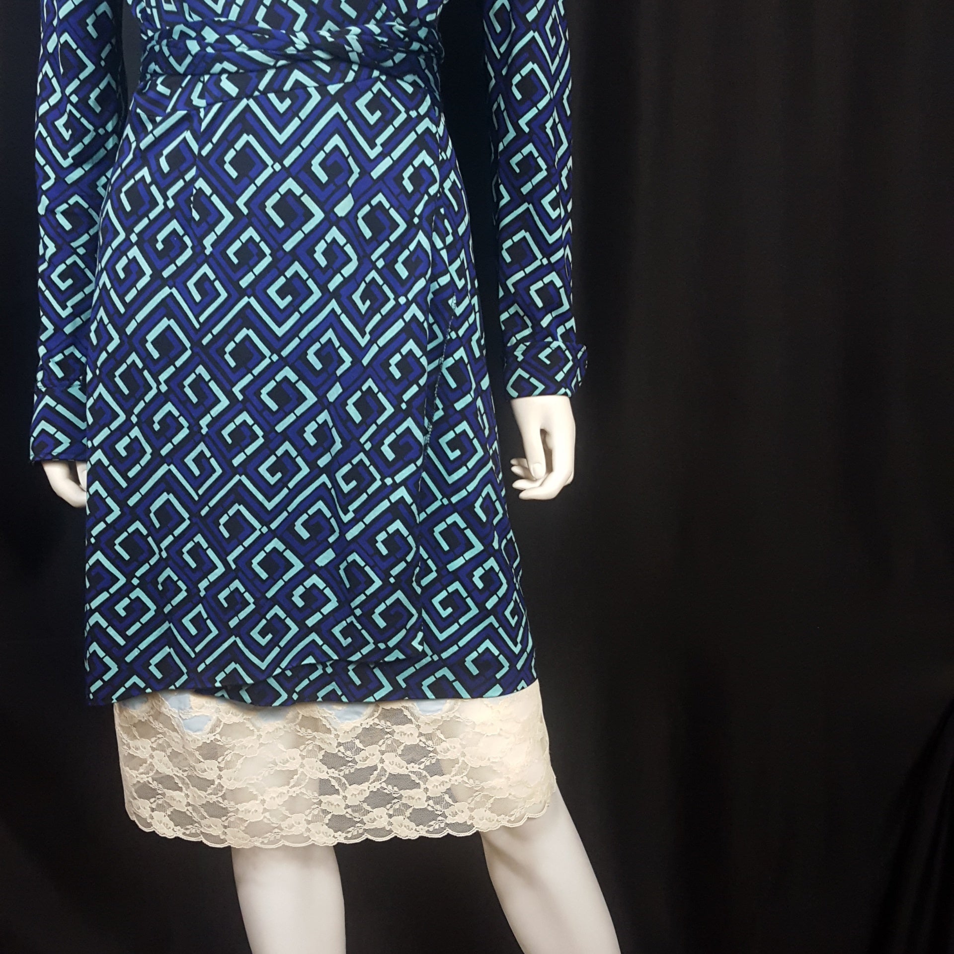 Online Vintage Shop, Vintage Clothing Boutique, Vintage, Women's Clothing, Seconhand, Distressed Vintage Designs, Sustainable Fashion