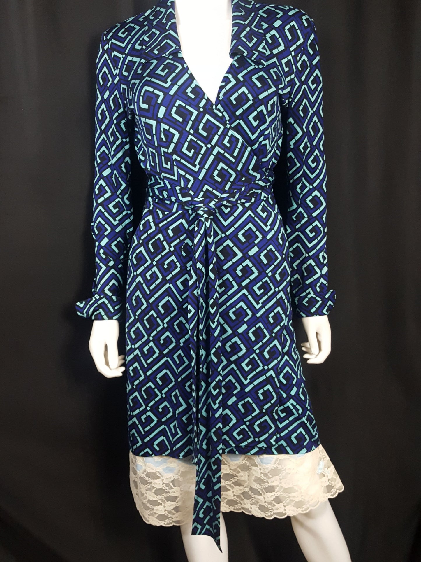 Online Vintage Shop, Vintage Clothing Boutique, Vintage, Women's Clothing, Seconhand, Distressed Vintage Designs, Sustainable Fashion