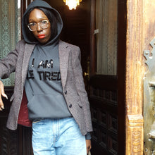 Load image into Gallery viewer, Online Vintage Shop, Vintage Clothing Boutique, Vintage, Women&#39;s Clothing, Seconhand, Distressed Vintage Designs, Sustainable Fashion
